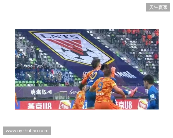 博主:国安下午集结韩佳奇现身,个别球员已从基地搬走私人物品