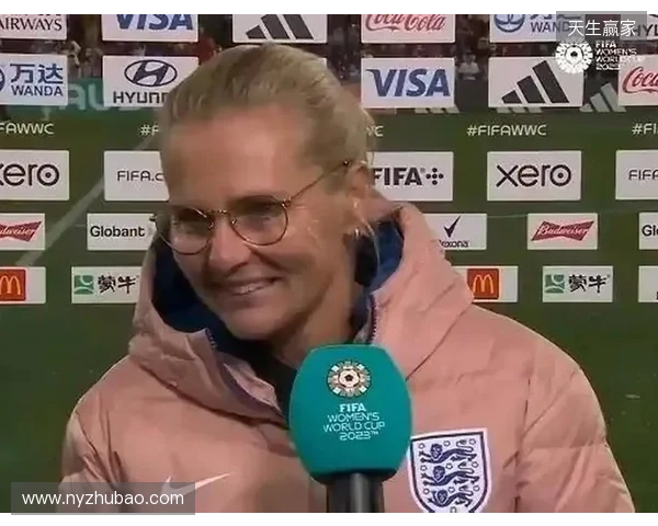 英格兰女足主帅威格曼被授予女爵士头衔,几位球员也被授勋 英格兰女足主帅威格曼被授予女爵士头衔,几位球员也被授勋