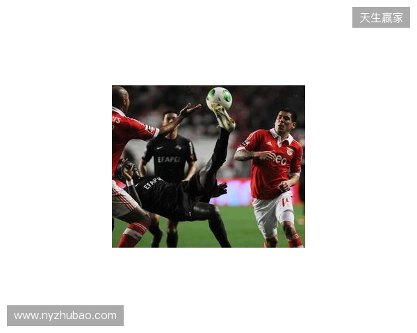 阿斯：本菲卡踢得更像皇马，后者的问题不在教练而在球员