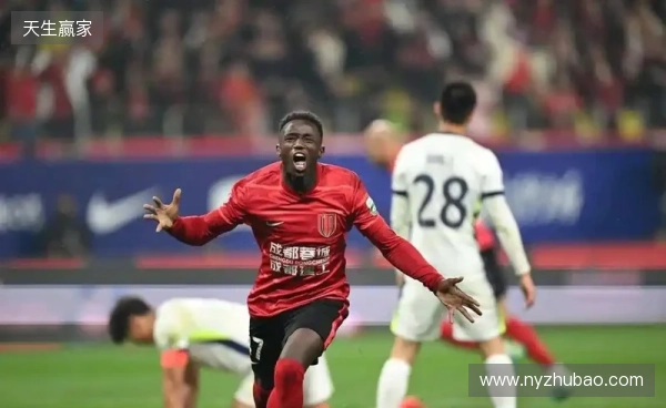 博主：蓉城外援卡隆目前仍处于留队状态，但已不可能随队踢中超