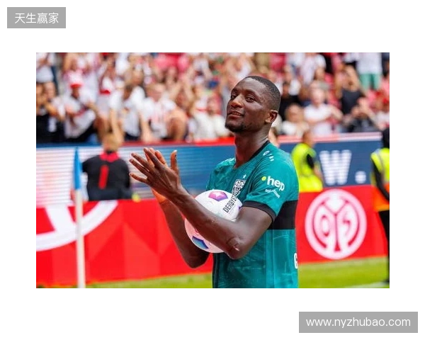 只有吉拉西和凯恩在最近三个德甲赛季里均能收获15+进球